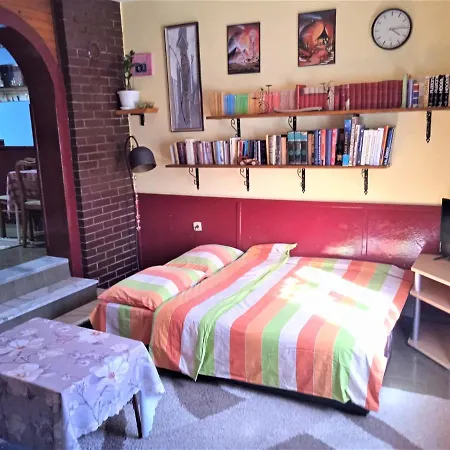 Mtm Apartman *
